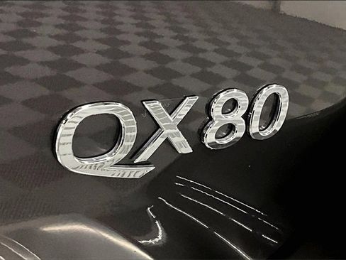 Used 2024 INFINITI QX80 Sensory w/ Cargo Package image 8