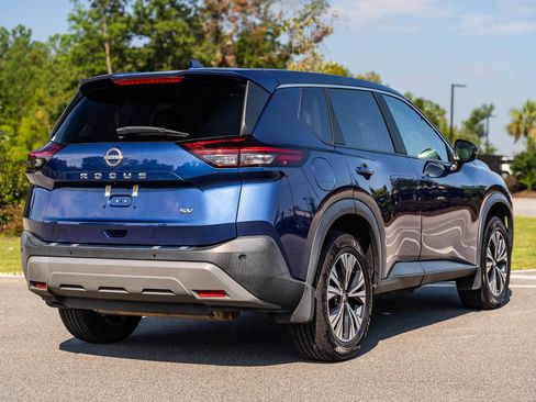 Used 2023 Nissan Rogue SV FWD image 7