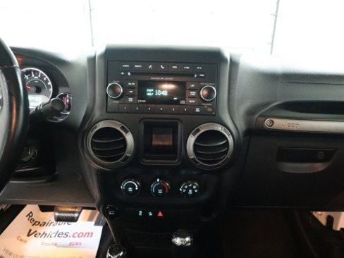 Used 2013 Jeep Wrangler Sport w/ Connectivity Group image 12