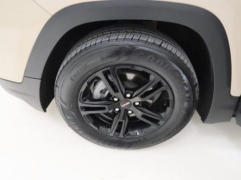 Used 2023 GMC Terrain AT4 w/ Infotainment Package II image 7