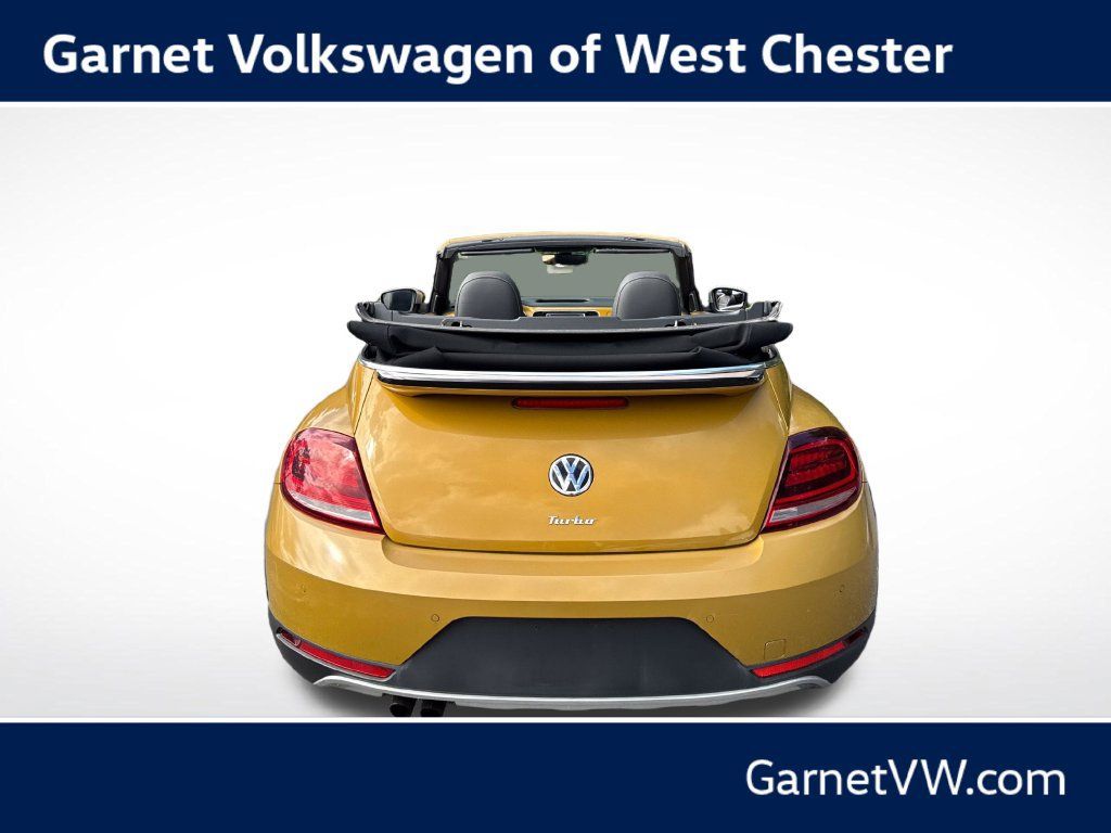 Used 2017 Volkswagen Beetle 1.8T Dune FWD image 4