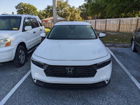 Used 2023 Honda Accord EX image 2