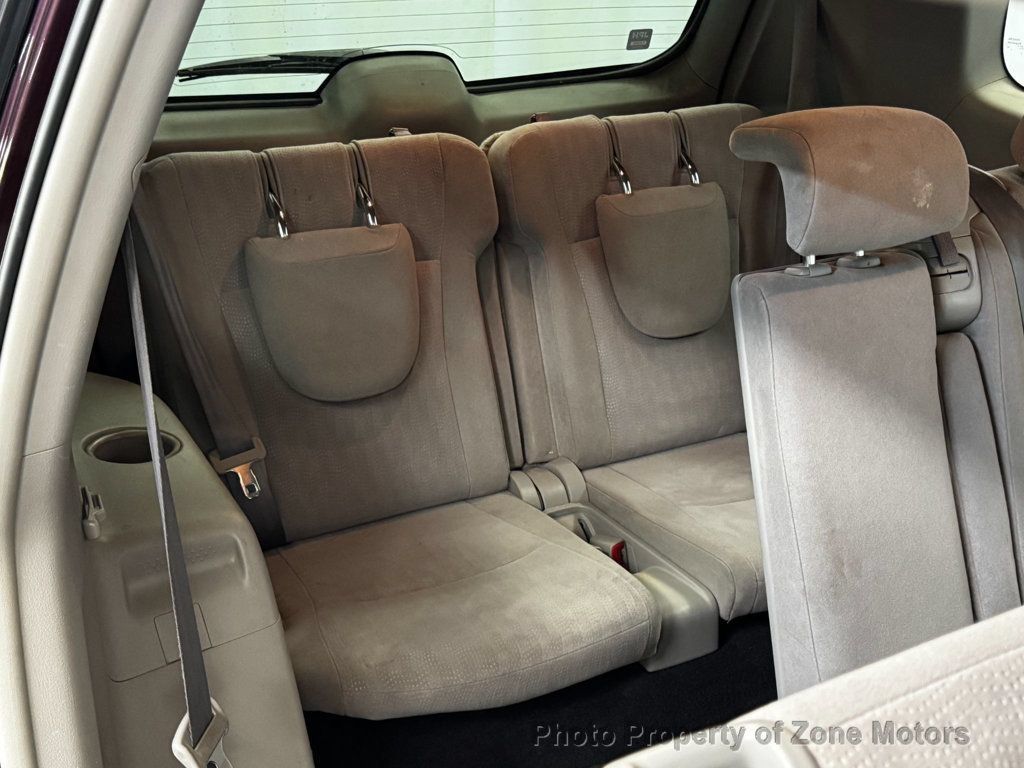 Used 2011 Toyota Highlander 4WD w/ Tow Pkg image 15