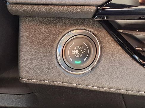 New 2026 Buick Enclave Avenir w/ Super Cruise Package image 8