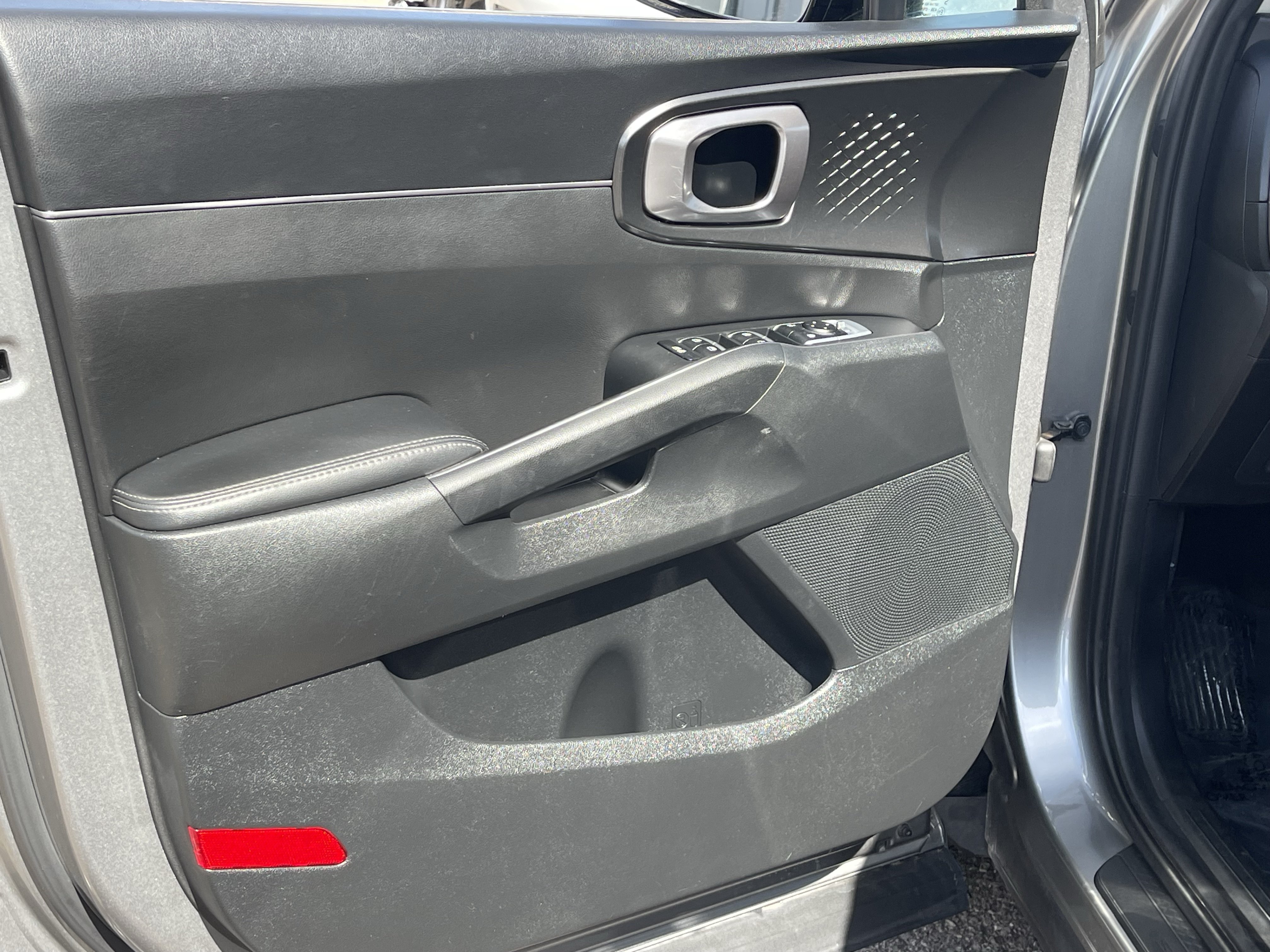 Used 2021 Kia Sorento EX FWD image 20