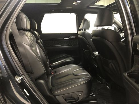Used 2022 Hyundai Palisade Calligraphy image 11