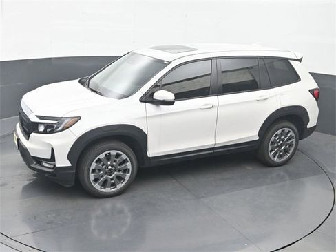 New 2025 Honda Passport EX-L image 22