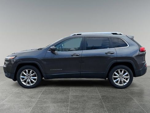 Used 2015 Jeep Cherokee Limited image 2