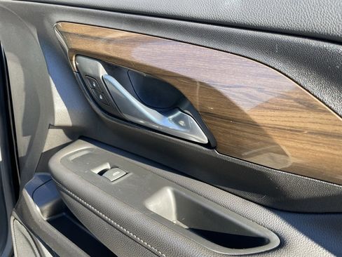 Used 2020 GMC Terrain Denali w/ Denali Premium Package image 32