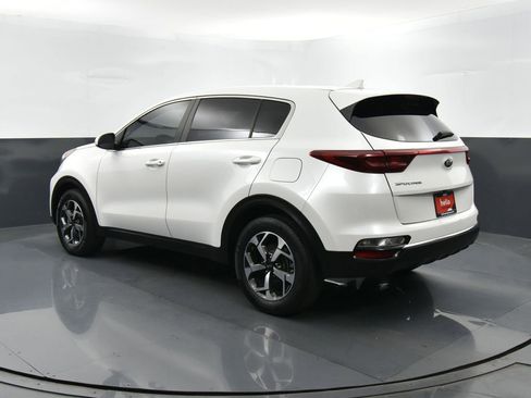 Certified 2022 Kia Sportage LX image 33