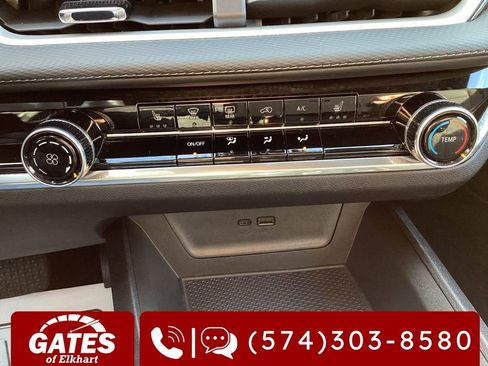 Used 2025 Chevrolet Equinox LT image 18