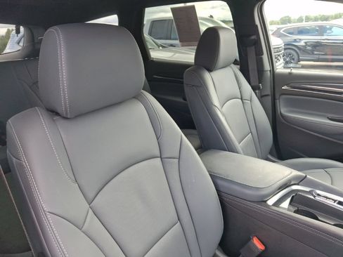 Used 2024 Buick Enclave Premium w/ Experience Buick Package AWD/4WD image 13