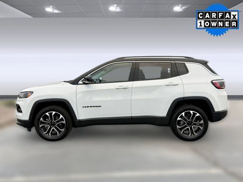 Used 2022 Jeep Compass Limited image 2
