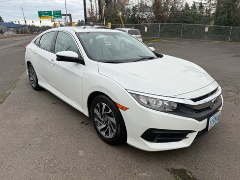 Used 2017 Honda Civic EX image 6