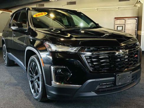 Used 2023 Chevrolet Traverse RS AWD/4WD image 4