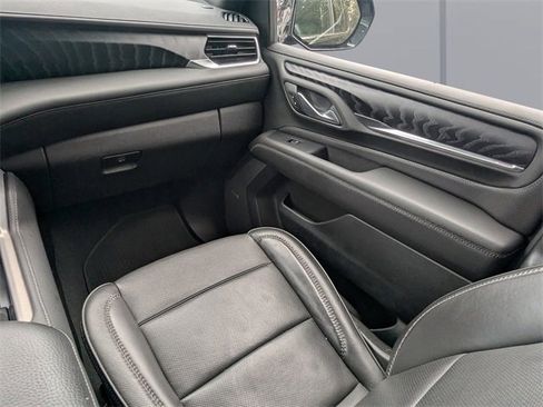 Used 2024 GMC Yukon Denali image 18