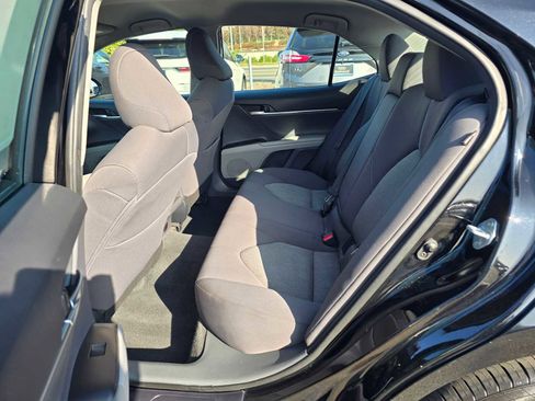 Used 2024 Toyota Camry LE image 18