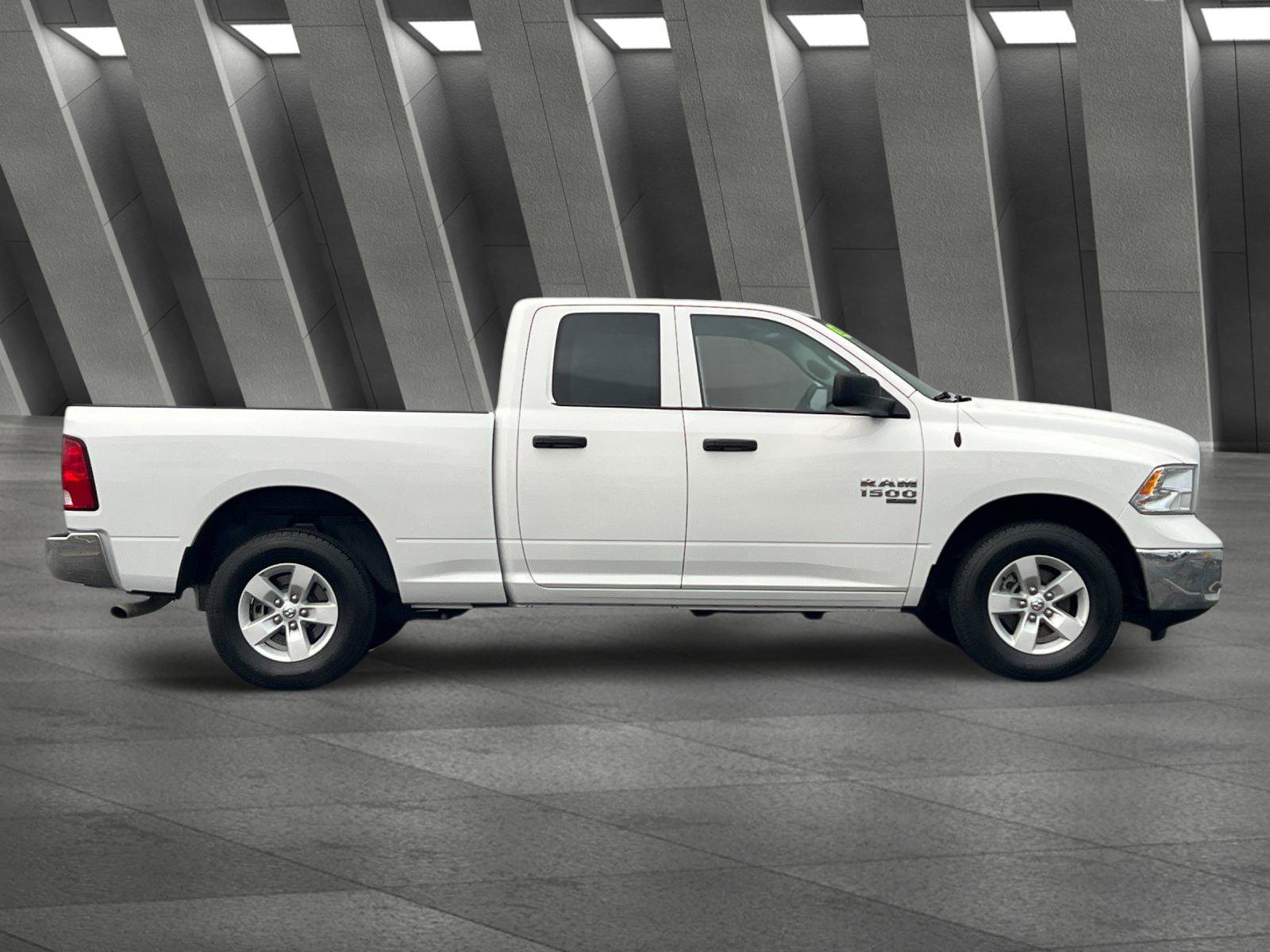 Used 2023 RAM 1500 Tradesman w/ Chrome Appearance Group AWD/4WD image 3
