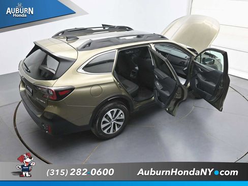 Used 2020 Subaru Outback Premium AWD/4WD image 41