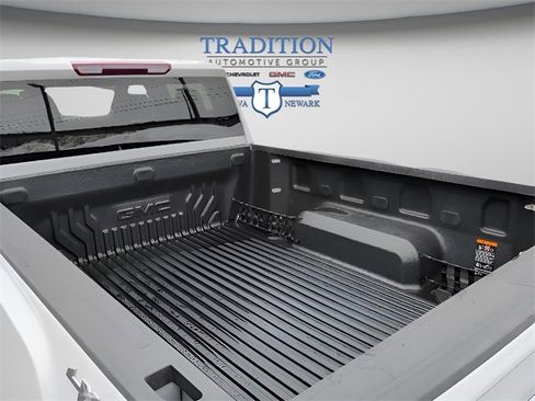 Used 2024 GMC Sierra 2500 Pro w/ Convenience Package image 30
