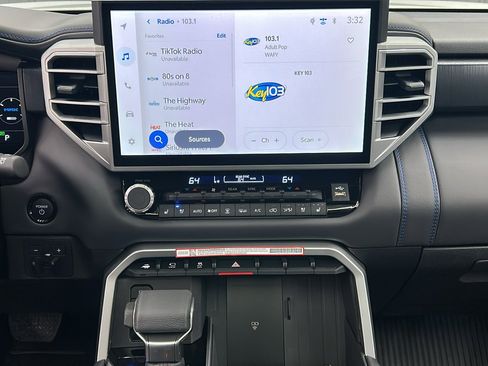 Used 2025 Toyota Sequoia Platinum image 22