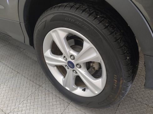 Used 2014 Ford Escape SE image 31