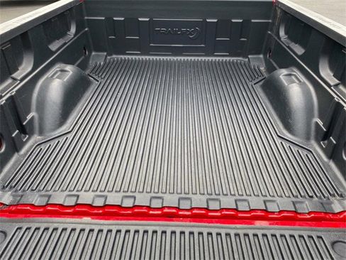 Used 2018 Chevrolet Silverado 1500 Custom w/ Custom Convenience Package image 24