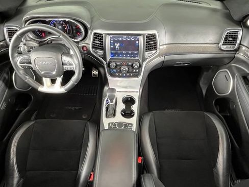 Used 2018 Jeep Grand Cherokee SRT AWD/4WD image 9