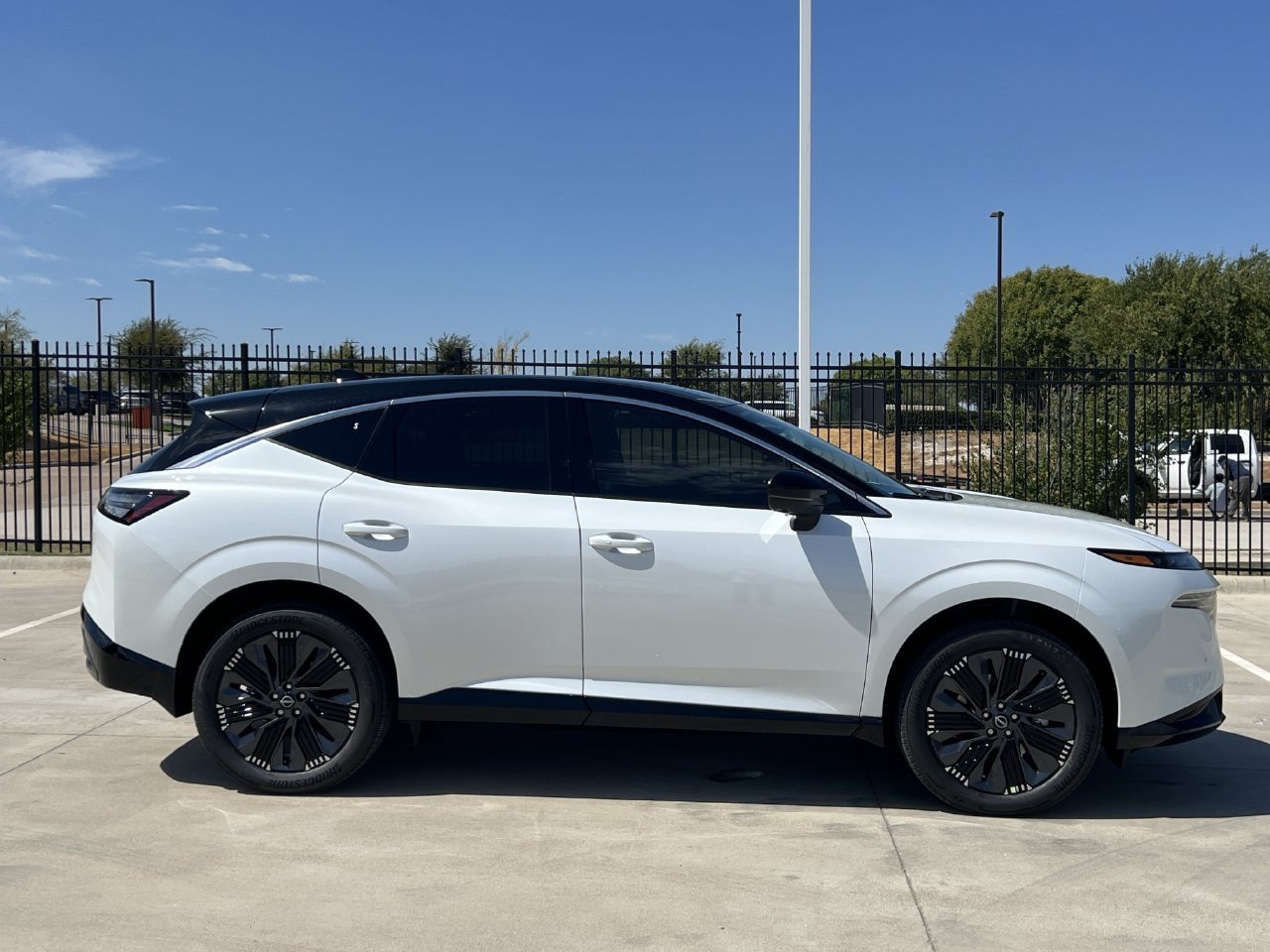 New 2027 Nissan Murano Platinum AWD/4WD image 3