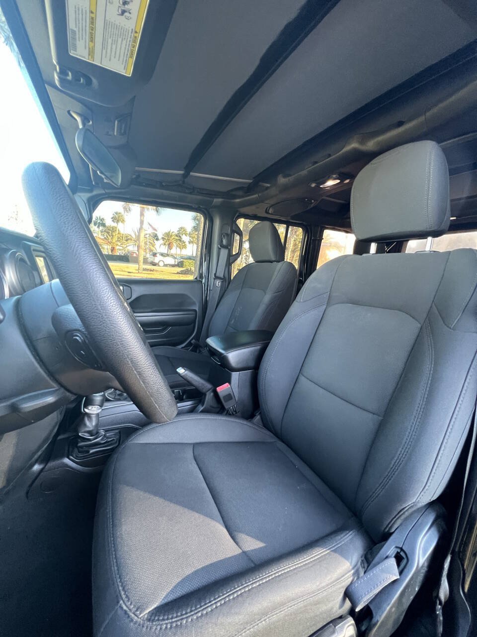 Used 2018 Jeep Wrangler Unlimited Sport AWD/4WD image 11