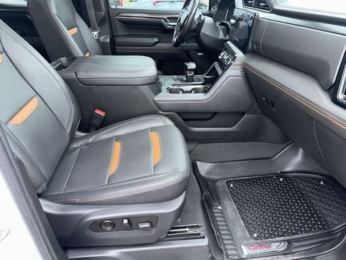 Used 2023 GMC Sierra 1500 AT4 w/ Technology Package image 26