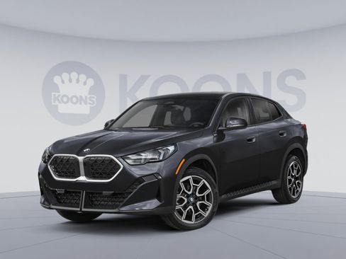 Used 2024 BMW X2 xDrive28i w/ Convenience Package image 1