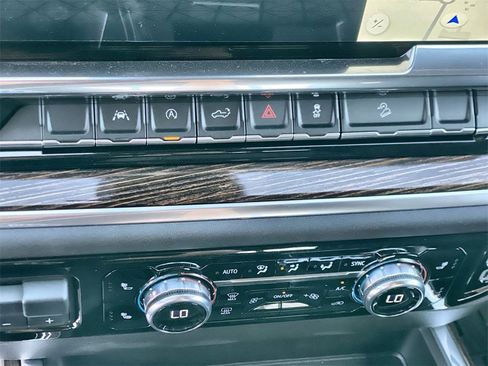 New 2026 GMC Sierra 1500 Elevation image 27