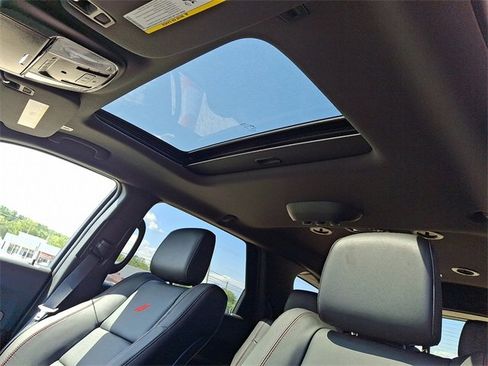 New 2026 Dodge Durango GT image 14