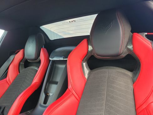 Used 2023 Chevrolet Corvette Stingray Preferred Conv w/ Z51 Performance Package RWD image 16