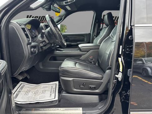 Used 2022 RAM 2500 Limited image 9