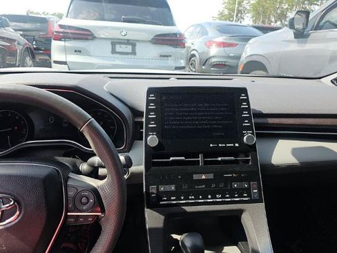 Used 2019 Toyota Avalon Limited w/ Advanced Safety Package FWD image 11