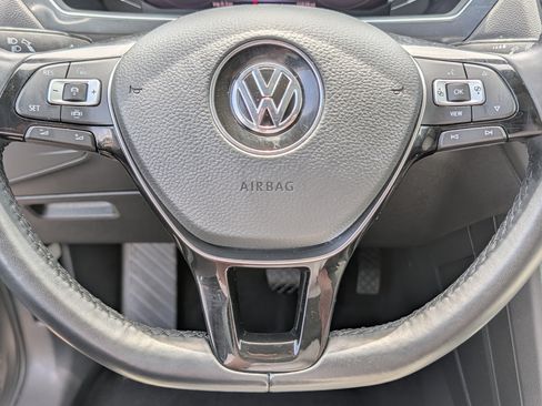 Used 2019 Volkswagen Tiguan SEL AWD/4WD image 24