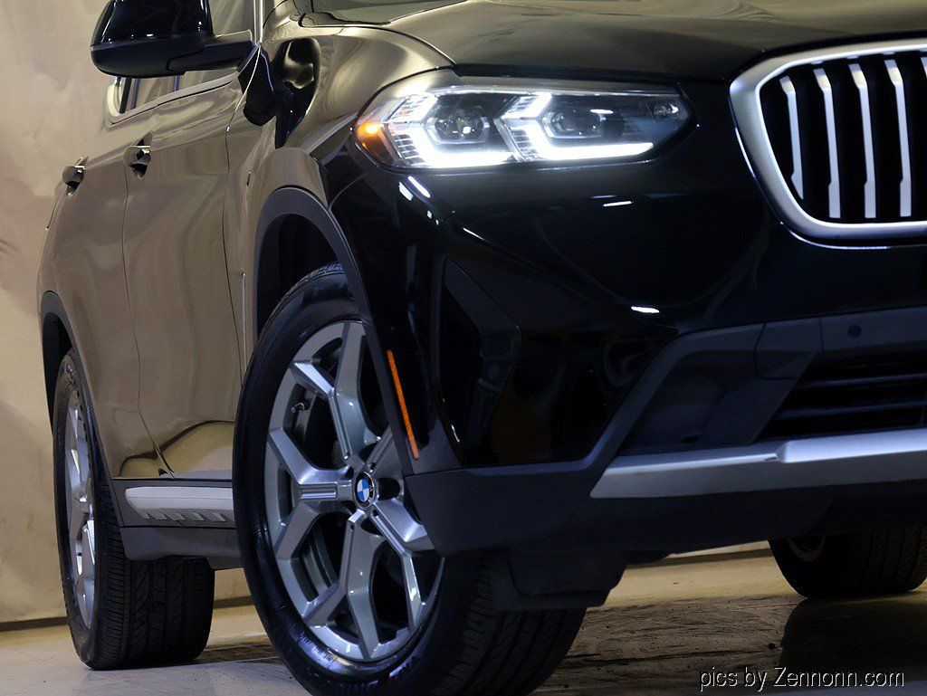 Certified 2024 BMW X3 xDrive30i w/ Premium Package AWD/4WD image 4