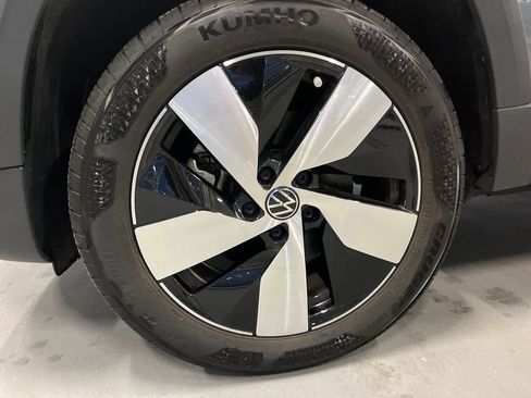 Certified 2024 Volkswagen Taos S image 2