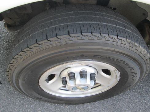 Used 2020 Chevrolet Express 2500 w/ Driver Convenience Package image 15
