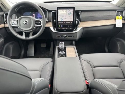 New 2026 Volvo XC90 B6 Plus w/ Protection Package AWD/4WD image 13