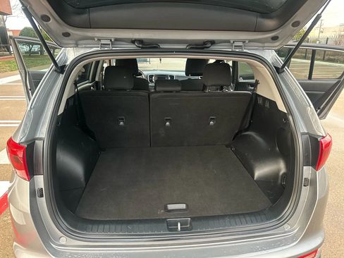 Used 2019 Kia Sportage LX image 13