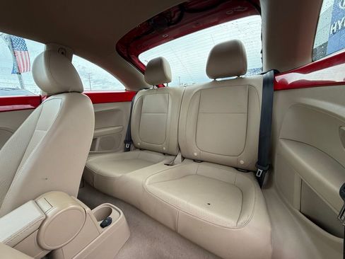 Used 2016 Volkswagen Beetle 1.8T SE image 22