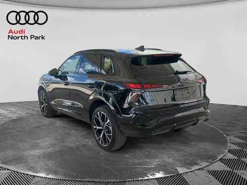 Used 2026 Audi Q3 quattro 2.0T AWD/4WD image 3