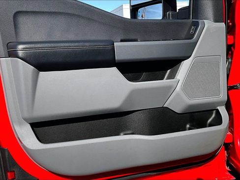 Used 2024 Ford F250 XLT w/ FX4 Off-Road Package image 17