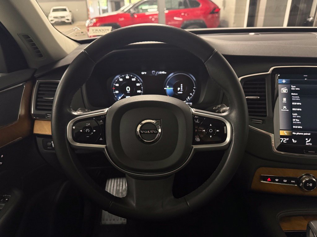 Used 2022 Volvo XC90 T8 Inscription Expression AWD/4WD image 12