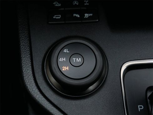 Certified 2019 Ford Ranger Lariat w/ Equipment Group 501A Mid image 23