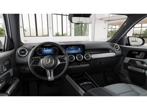 New 2026 Mercedes-Benz GLB 250 4MATIC image 3