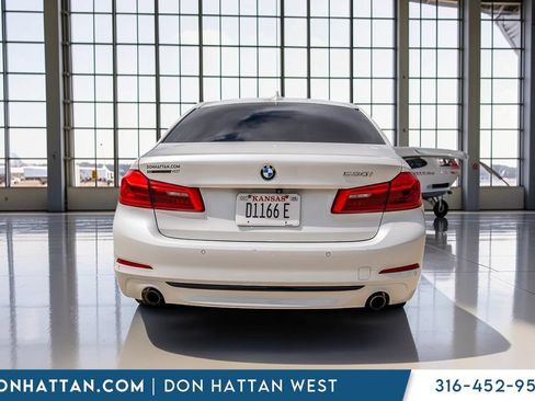 Used 2020 BMW 530i w/ Convenience Package RWD image 34